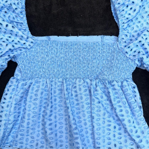 SHEIN top light blue eyelet square neck puffy sleeves size small‎ - Picture 3 of 5